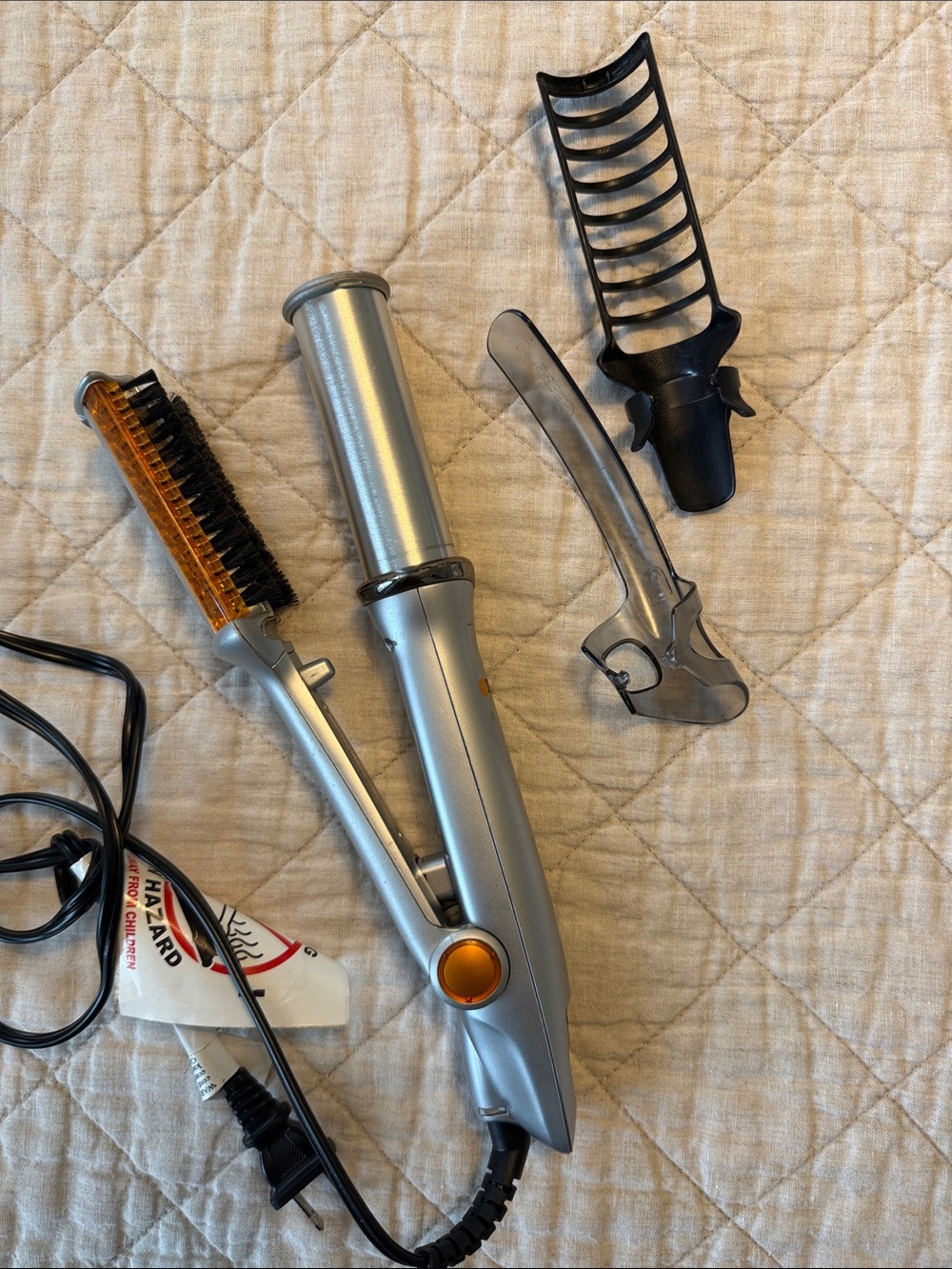 Instyler rotating hot iron